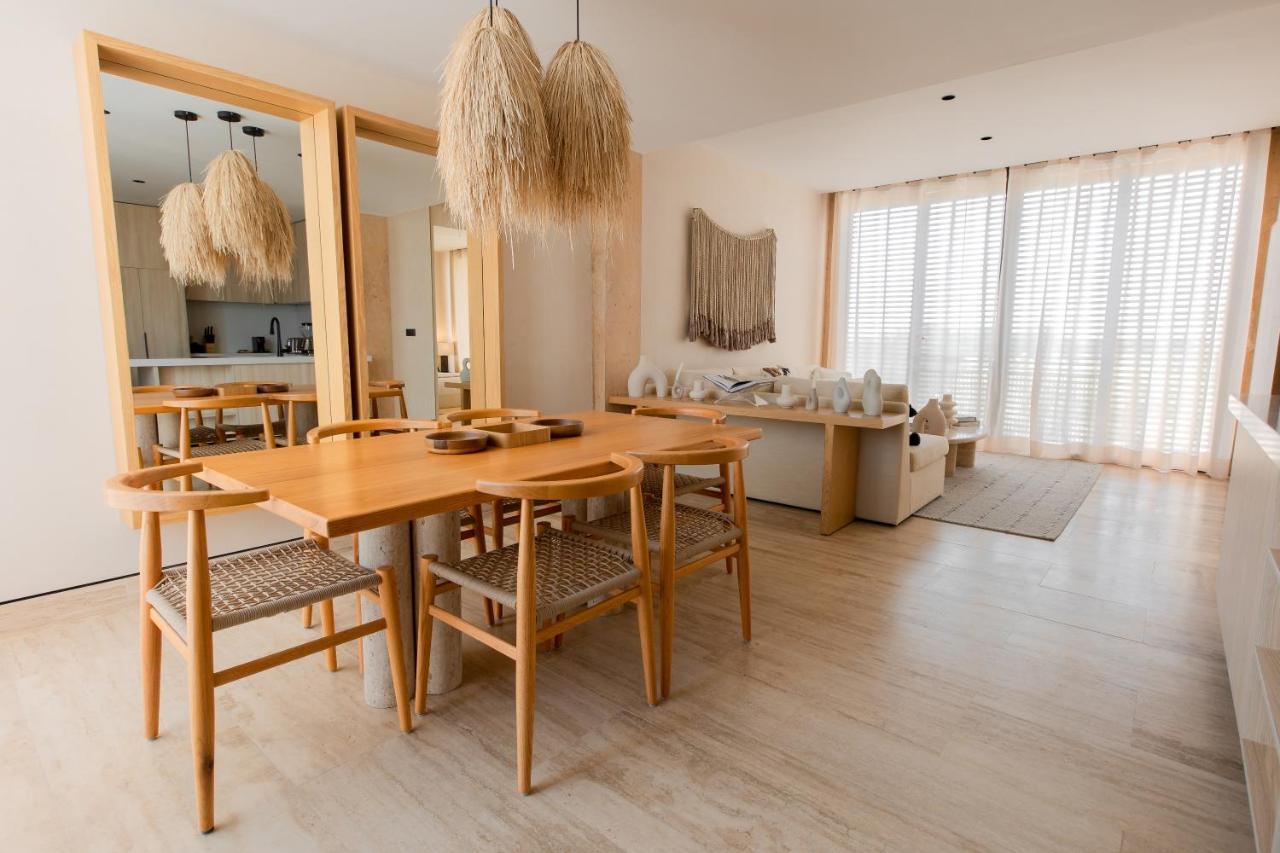 Lumina At The Village Luxury Residences In Corasol Playa del Carmen Room photo